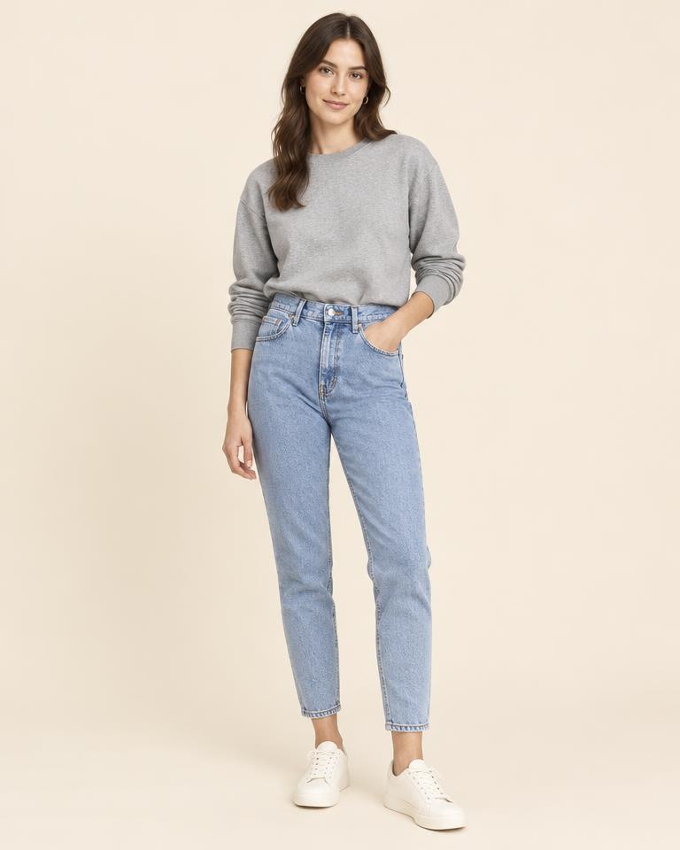 Vintage Mom Jeans in Light Wash