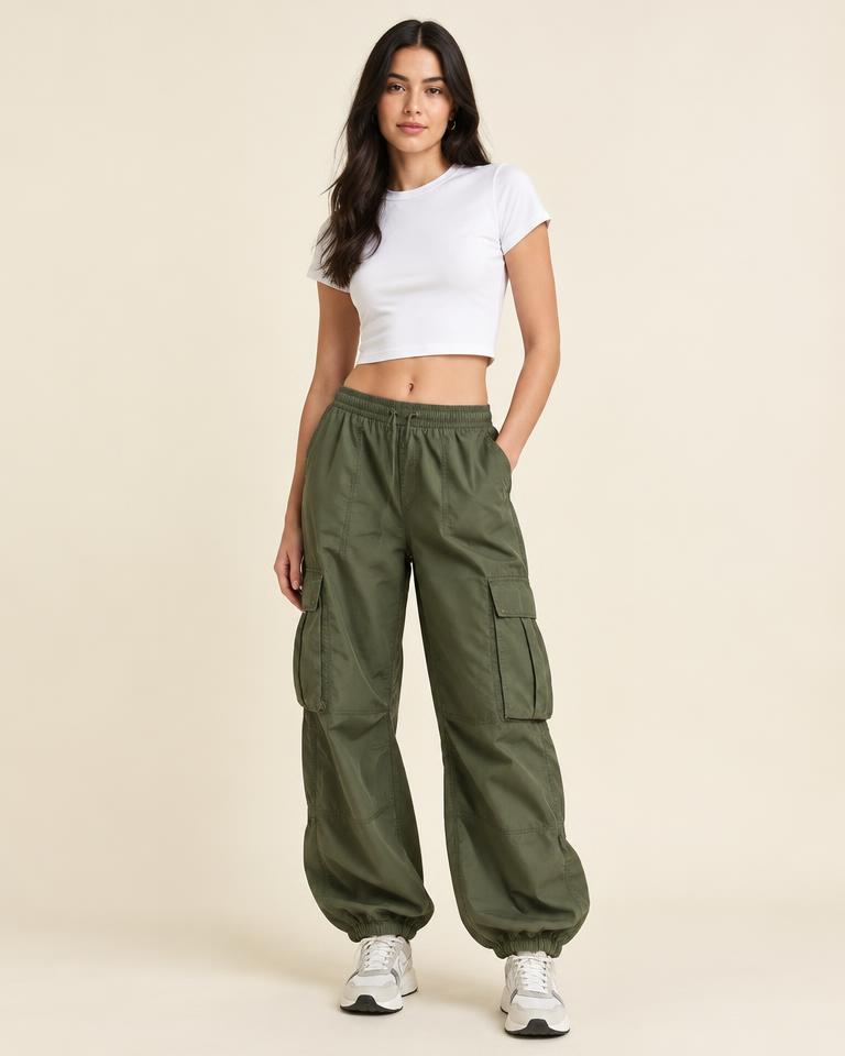 Parachute Cargo Trousers in Olive